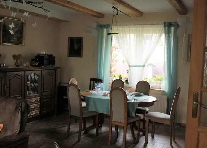 Pojezierze Drawskie Greanna ファームステイ Ostrowice