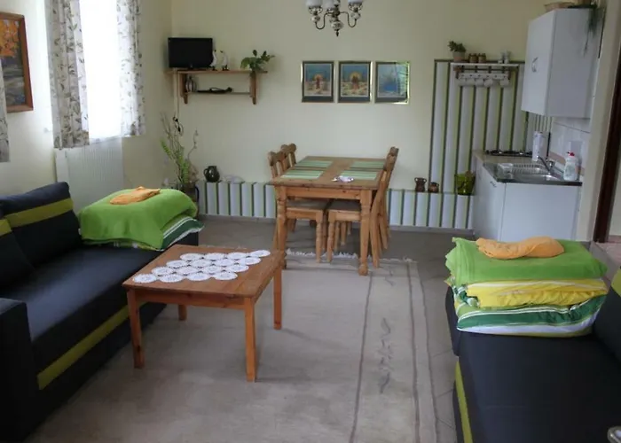 Pojezierze Drawskie Greanna ファームステイ