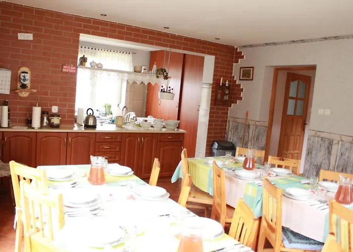 Pojezierze Drawskie Greanna ファームステイ *